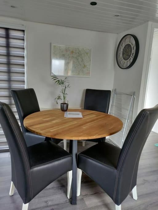 Chalet Midden In De Natuur! 安卢 外观 照片