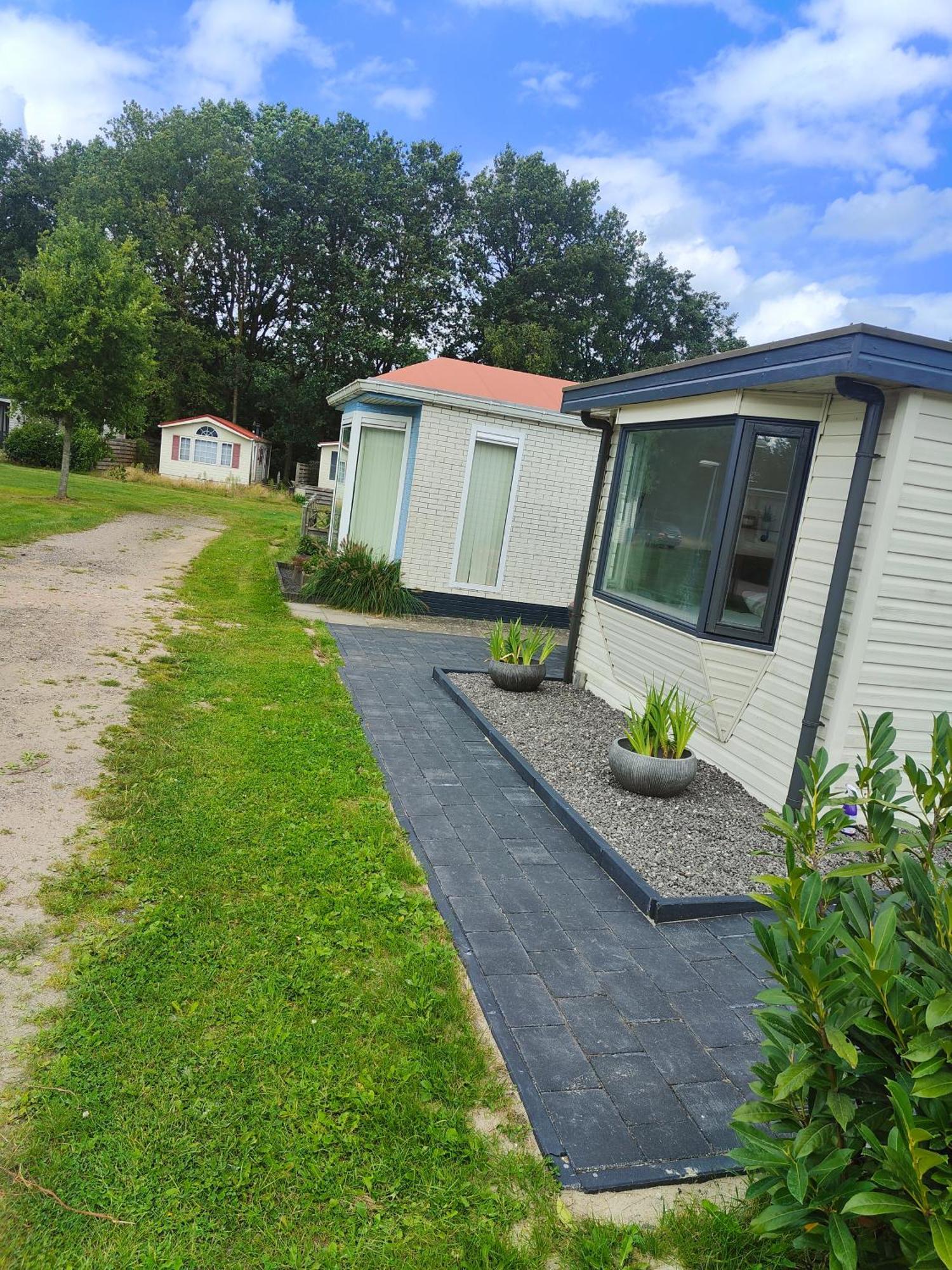 Chalet Midden In De Natuur! 安卢 外观 照片